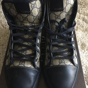 💯 Authentic Gucci men shoes